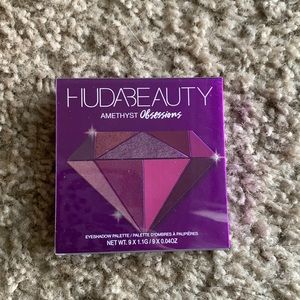 Huda Beauty “Amethyst Obsessions” 9 color eyeshadow palette